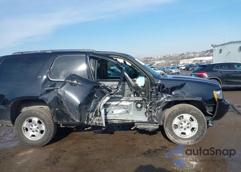 2009 Chevrolet Tahoe Ls z USA, uszkodzony, nr VIN 1GNFK13019R229096